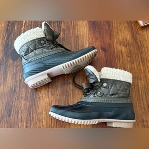 Maurices Cozy Cream Quilted Boots